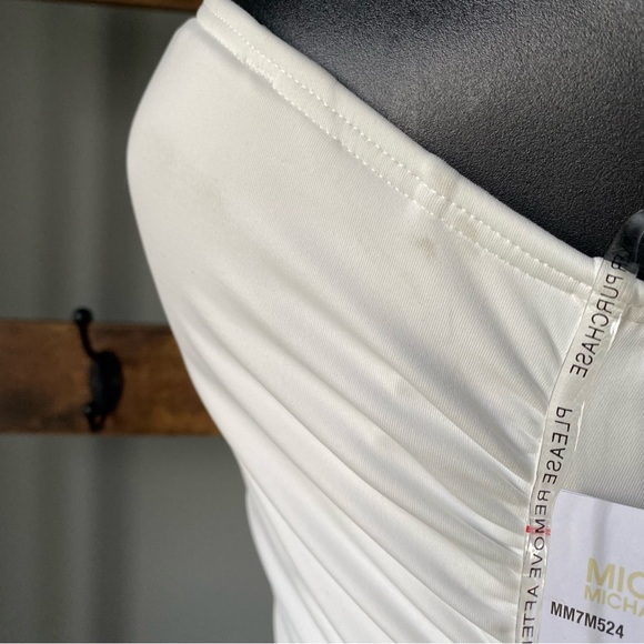 Michael Kors Iconic Solids One Shoulder underwire One-Piece in White size 8 NEW - Picture 9 of 11